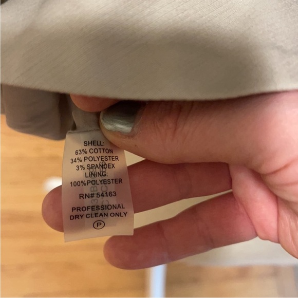 Beige Zip-Up Blazer - Picture 3 of 5